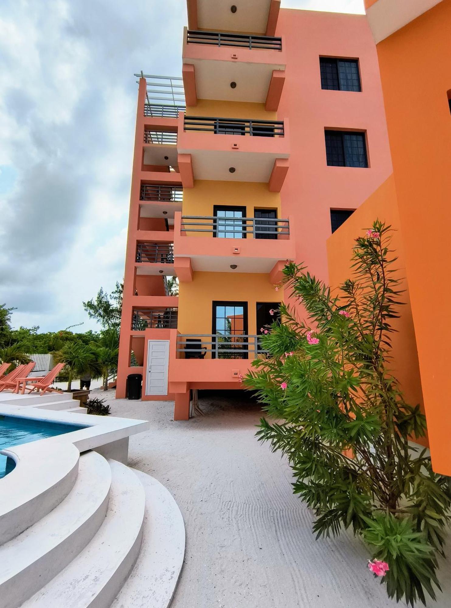 Bay Towers Aparthotel Caye Caulker Εξωτερικό φωτογραφία