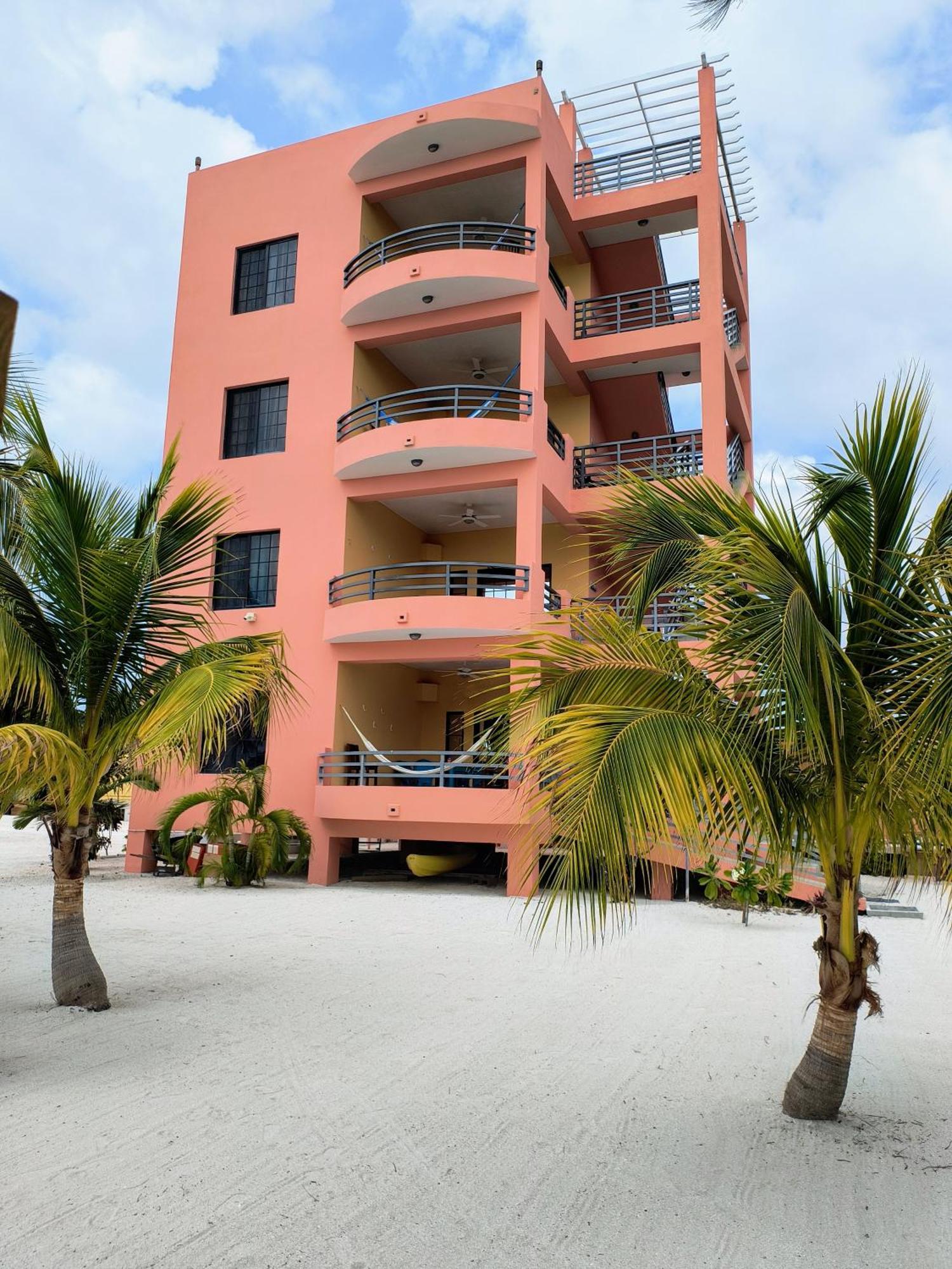Bay Towers Aparthotel Caye Caulker Εξωτερικό φωτογραφία