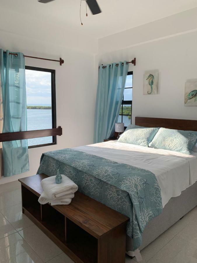 Bay Towers Aparthotel Caye Caulker Εξωτερικό φωτογραφία